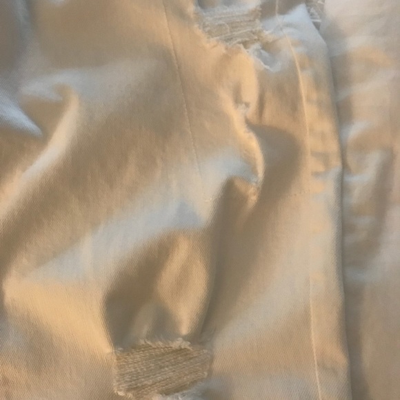 Banana Republic white distressed jeans - Picture 3 of 4
